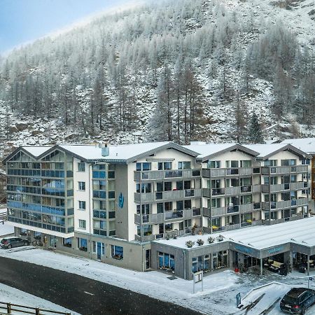 Hotel Kristall Saas-Almagell Exterior foto